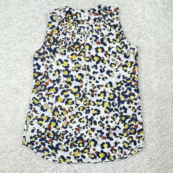 Cabi Fierce Seeing Spots Animal Print Sleeveless Blouse - Picture 2 of 8